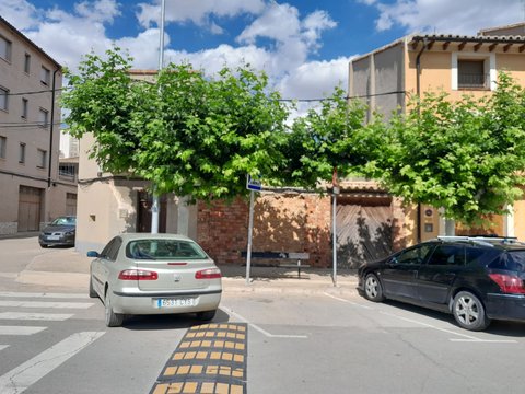 First photo of the property