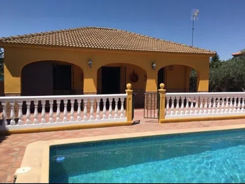 Fotografía del inmueble reportado: 850 €/mes — Sevilla, Sevilla