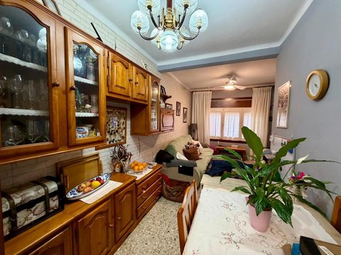 Перша фотографія об’єкта нерухомості