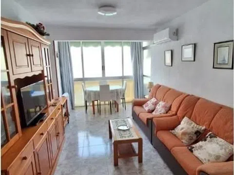 Fotografía del inmueble reportado: 925 €/mes — Alicante, Alicante