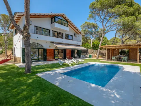 Fotografía del inmueble reportado: 2.450 €/mes — Girona, Girona