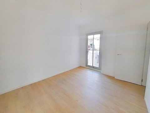 First photo of the property