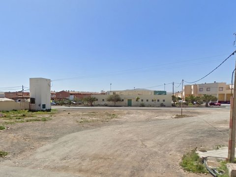First photo of the property
