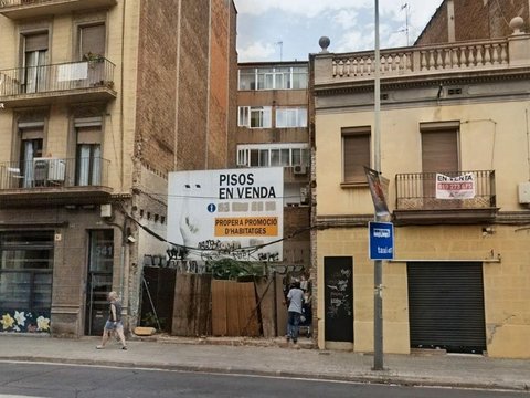 Prima fotografie a proprietății
