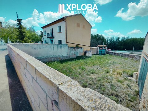 First photo of the property