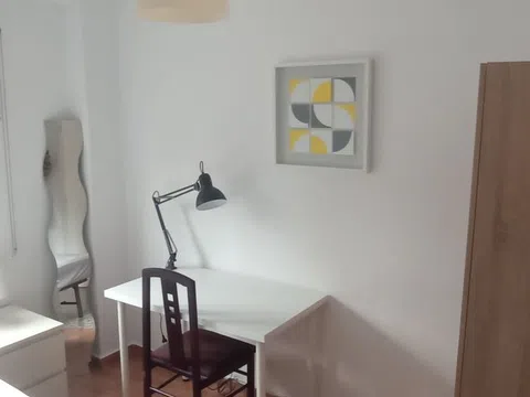 Fotografía del inmueble reportado: 700 €/mes — Sevilla, Sevilla