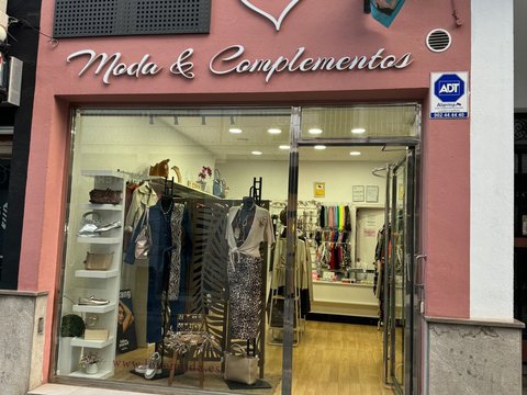 Перша фотографія об’єкта нерухомості