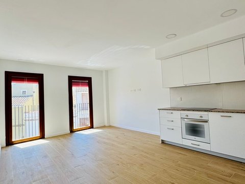 First photo of the property