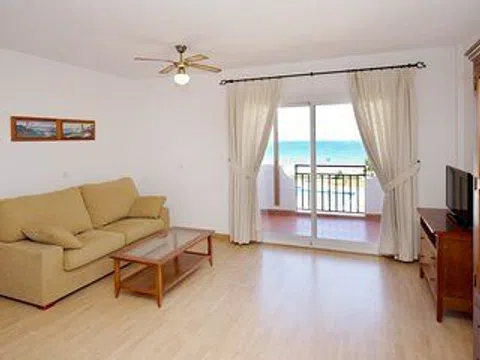 Fotografía del inmueble reportado: 525 €/mes — Almería, Almería