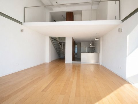 Pintar un loft en el 22@: tendencias industriales