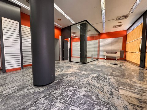 Перша фотографія об’єкта нерухомості
