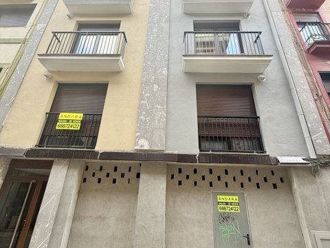 First photo of the property