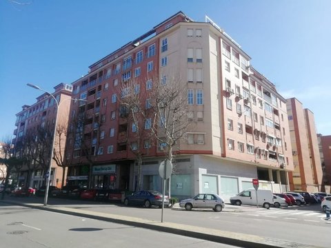 First photo of the property