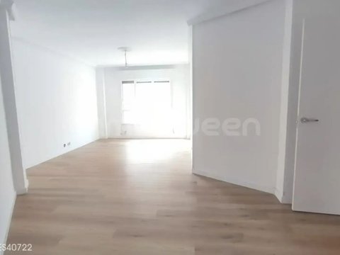 First photo of the property
