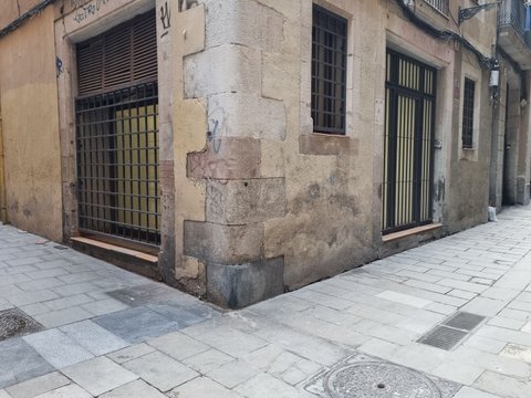 Перша фотографія об’єкта нерухомості