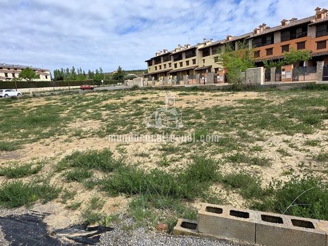 First photo of the property