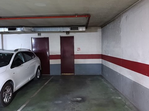 Перша фотографія об’єкта нерухомості