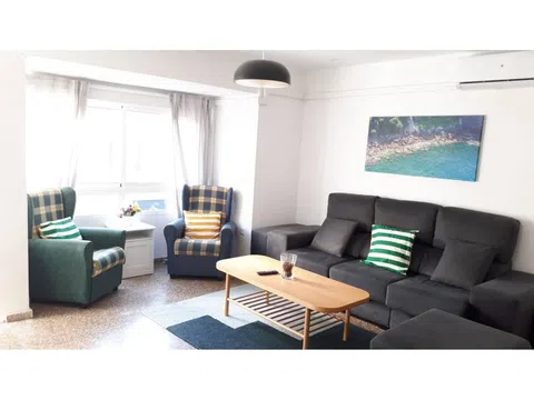 Fotografía del inmueble reportado: 925 €/mes — Valencia, Valencia