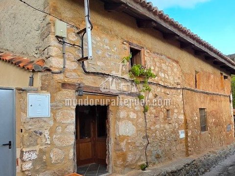 First photo of the property