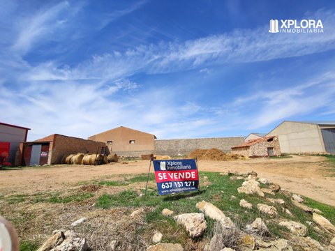First photo of the property