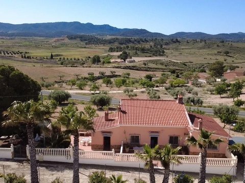 Casas y pisos, código postal 30529, Jumilla — idealista