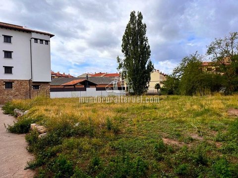 First photo of the property