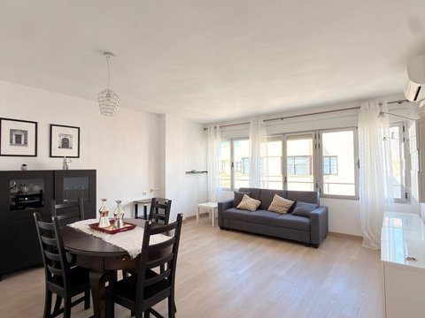 First photo of the property