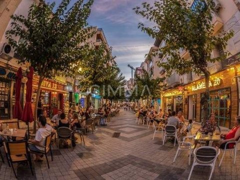 Перша фотографія об’єкта нерухомості