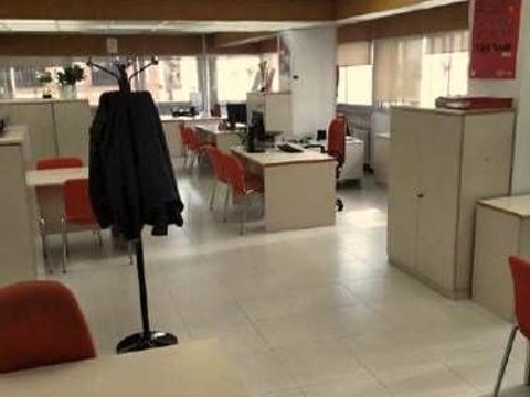 Prima fotografie a proprietății