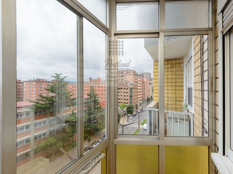 Перша фотографія об’єкта нерухомості