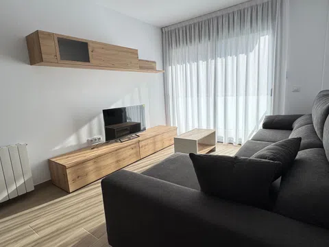 Fotografía del inmueble reportado: 1.060 €/mes — Girona, Girona