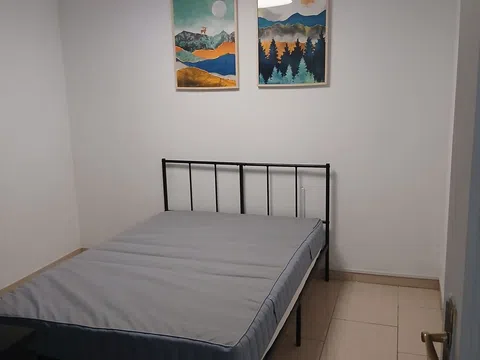 Fotografía del inmueble reportado: 900 €/mes — Girona, Girona