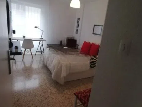 Fotografía del inmueble reportado: 650 €/mes — Granada, Granada