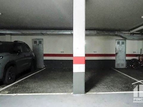 Перша фотографія об’єкта нерухомості