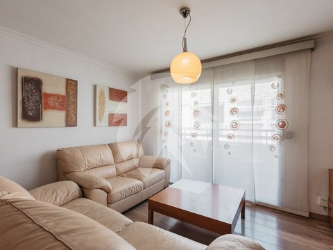 First photo of the property