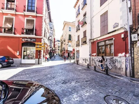 Fotografía del inmueble reportado: 900 €/mes — Granada, Granada