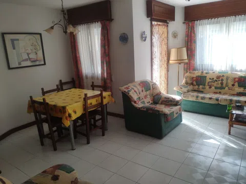 Fotografía del inmueble reportado: 2.400 €/mes — Pontevedra, Pontevedra
