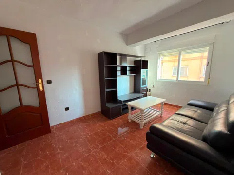 Fotografía del inmueble reportado: 900 €/mes — Granada, Granada