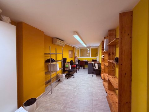 First photo of the property