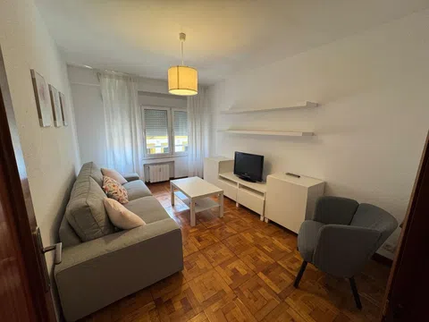Fotografía del inmueble reportado: 870 €/mes — Gijón, Gijón