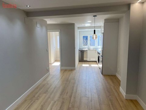 First photo of the property