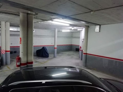 Перша фотографія об’єкта нерухомості