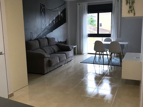 First photo of the property