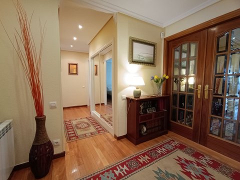 First photo of the property