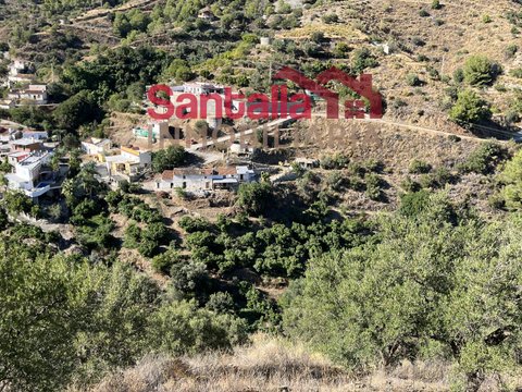 First photo of the property
