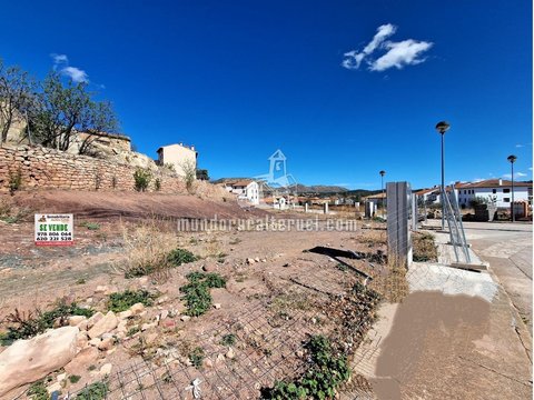 First photo of the property