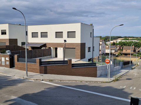 Første billede af ejendommen