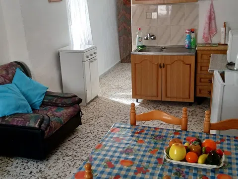 Fotografía del inmueble reportado: 400 €/mes — Almería, Almería