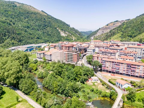 Перша фотографія об’єкта нерухомості