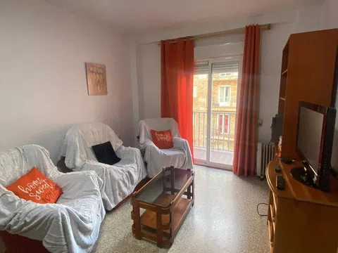 Fotografía del inmueble reportado: 900 €/mes — Granada, Granada